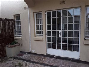 1 Bed Garden Cottage in Orange Grove