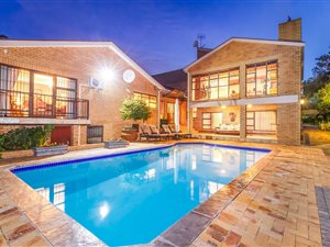 5 Bed House in Everglen