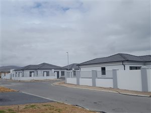 3 Bed House in Tableview