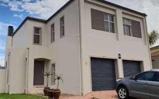 4 Bedroom House in Avalon Estate