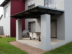 3 Bed Duplex in Cedar Creek