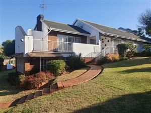 4 Bed House in Dewetshof
