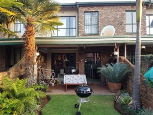 2 Bed Townhouse in Hennopspark