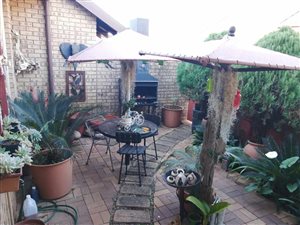 2 Bed Townhouse in White River