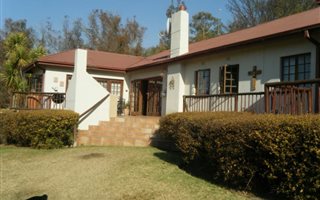8 ha Smallholding in Bethlehem