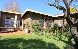 3 Bedroom Townhouse in Montgomery Park