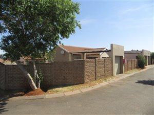 3 Bed Cluster in Albemarle