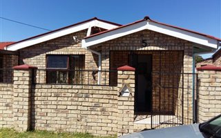 4 Bedroom House in Grahamstown