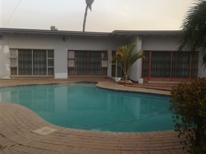 4 Bed House in Olifantsfontein