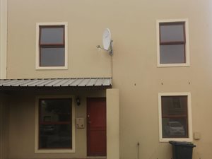 4 Bed Duplex in Kuilsriver