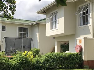 3 Bed Duplex in Kindlewood Estate