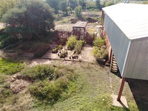 14 Bed House in Magaliesmoot AH