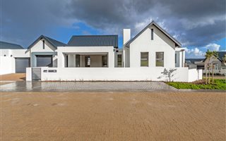 3 Bedroom House in Sitari