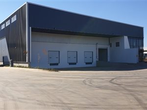 3300 m² Industrial space in Pomona