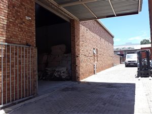 590 m² Industrial space in Jet Park