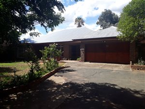 4 Bed House in Three Rivers