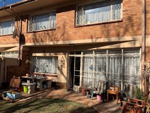 2 Bed Apartment in Farrarmere
