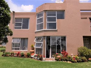 1 Bed Townhouse in Allens Nek