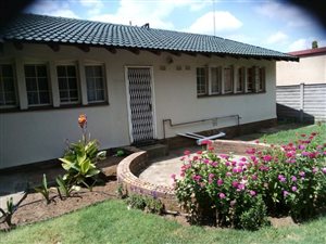 4 Bed House in Vaalpark