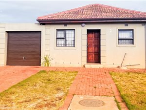 3 Bed House in Hagley