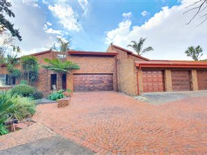 5 Bed House in Elandsfontein AH