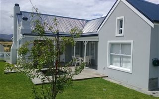 3 Bedroom House in Stanford