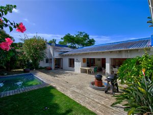 5 Bed House in Lower Robberg