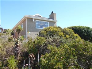 4 Bed House in Boggoms Bay