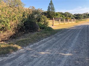1109 m² Land available in Cannon Rocks