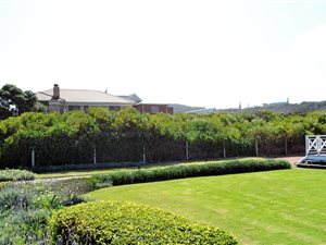 1628 m² Land available in Myoli Beach