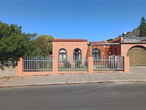 4 Bed House in Cape Town City Centre