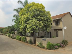 3 Bed Townhouse in Garsfontein