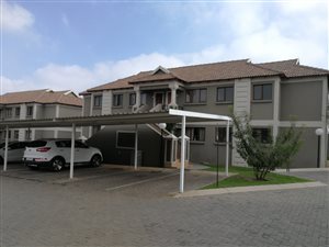 2 Bed Apartment in Helderwyk