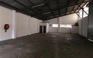 1750 m² Commercial space in Athlone