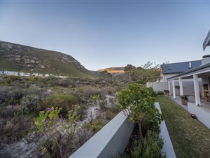 4 Bed House in Fernkloof