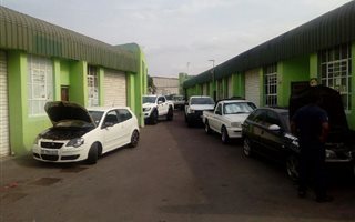 3053 m² Industrial space in Springfield Park