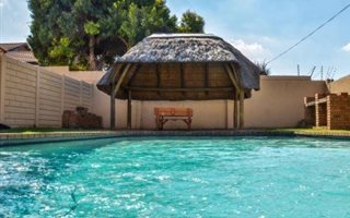 2 Bedroom Townhouse in Brackendowns