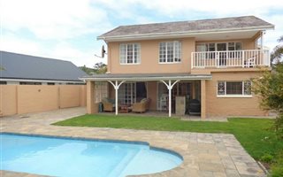3 Bedroom House in Leisure Isle