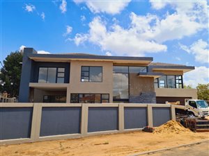 4 Bed House in La Como Lifestyle Estate
