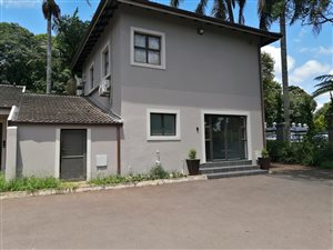 98 m² Commercial space in Kloof
