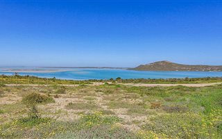 916 m² Land available in Myburgh Park