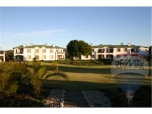 2 Bed Apartment in Keurbooms River