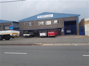 600 m² Industrial space in Delville