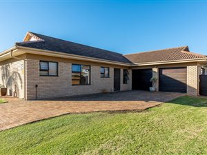 3 Bed House in Heather Park