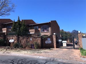 3 Bed Townhouse in Mulbarton