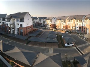 1 Bed Apartment in Linbro Park