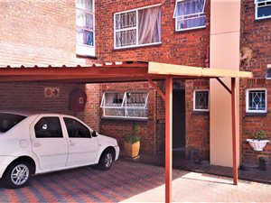 3 Bed Townhouse in Wilro Park