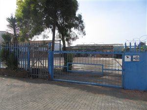 3000 m² Land available in Wadeville