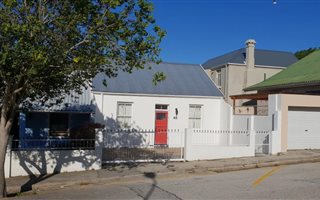 2 Bedroom House in Richmond Hill