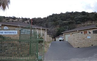 3 Bedroom Townhouse in Arboretum